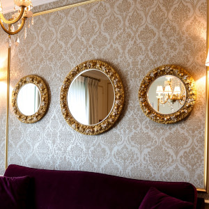 3 decos miroir dorés 132