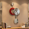 Horloge rouge miroir
