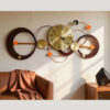 – Horloge Design multicolore